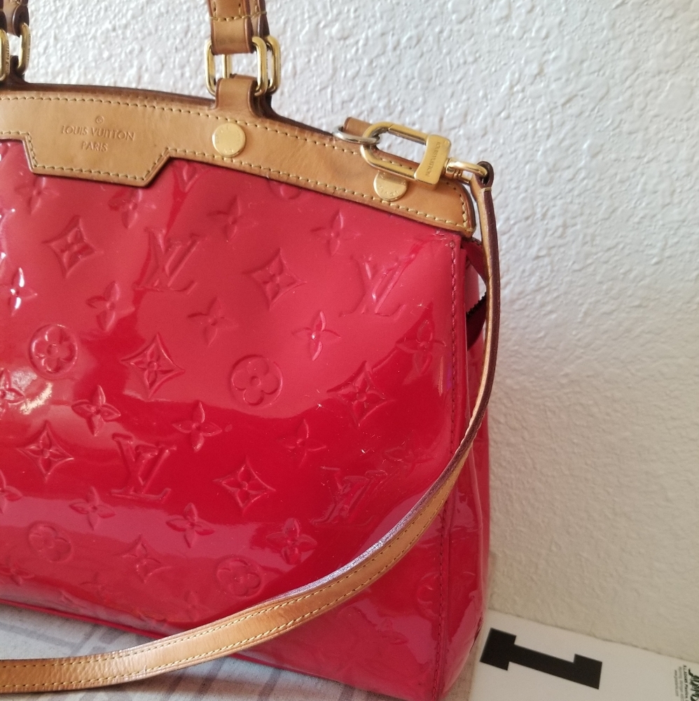 Auth Louis Vuitton Vernis Brea Mm Bag - Picture 15 of 16